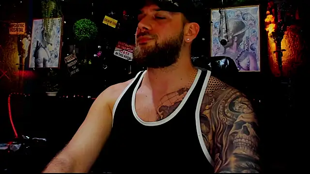 Snapshot of LexXHardy chatting on 06/05/26, 06:52 LexXHardy online show from 06/05/26, 06:52