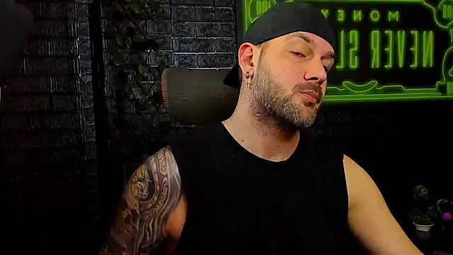 LexXHardy online show from 01/10/26, 07:36