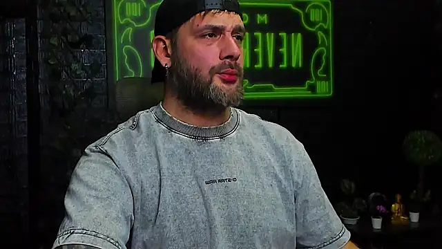 LexXHardy online show from 11/13/25, 08:02