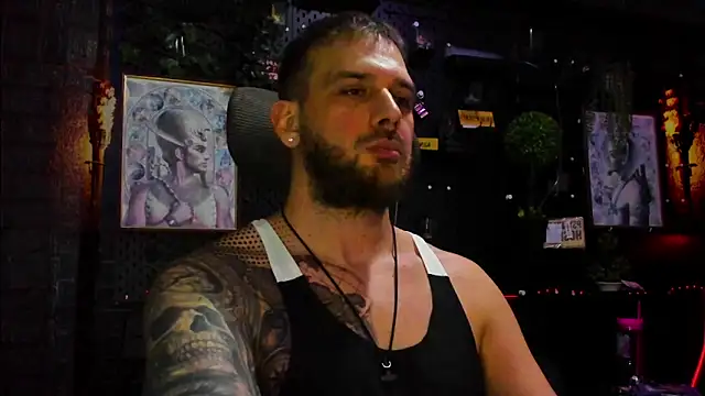 Snapshot of LexXHardy chatting on 05/16/26, 11:48 LexXHardy online show from 05/16/26, 11:48