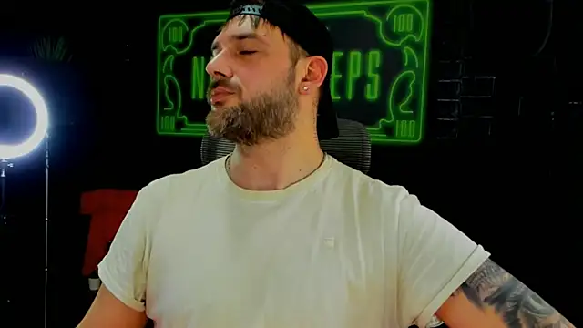 LexXHardy online show from 03/18/25, 08:17