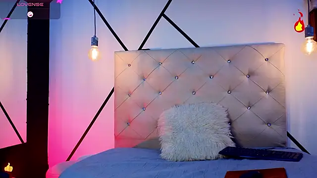 Snapshot of violetasimonz chatting on 02/09/26, 10:30 violetasimonz online show from 02/09/26, 10:30