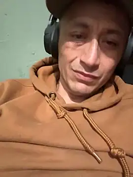 Snapshot of drew420downatsnap chatting on 04/13/26, 06:56 drew420downatsnap online show from 04/13/26, 06:56