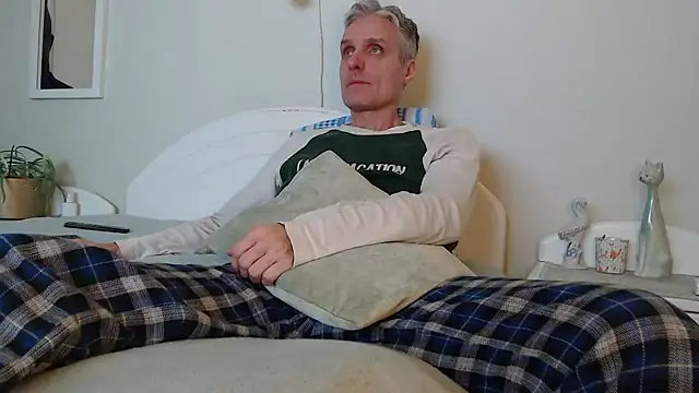 StrongBill online show from 02/01/25, 03:28