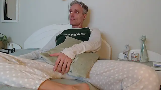 StrongBill online show from 02/02/25, 03:17