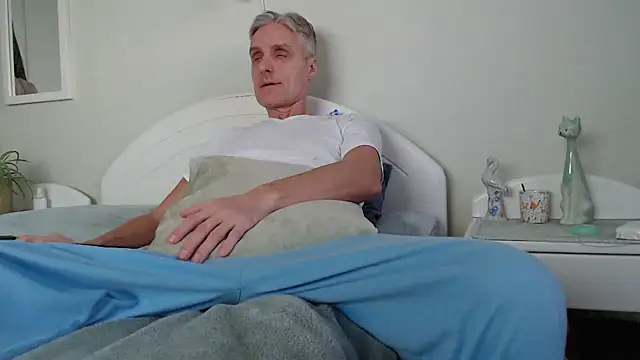 StrongBill online show from 01/18/25, 02:23