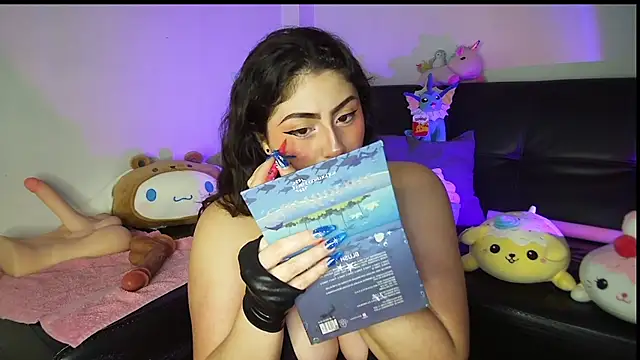 TuWaifuVirtual1 online show from 01/13/26, 12:47