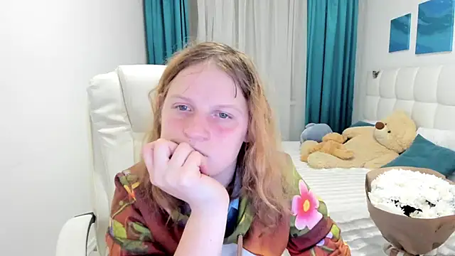 Kathlyn  Heath online show from 11/28/25, 07:14