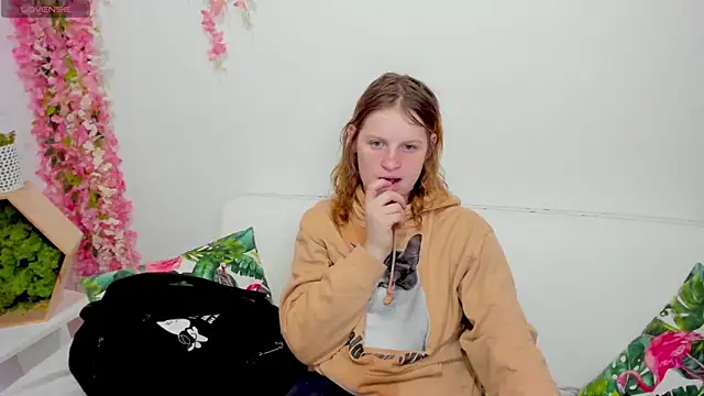 Kathlyn  Heath online show from 02/14/26, 01:44