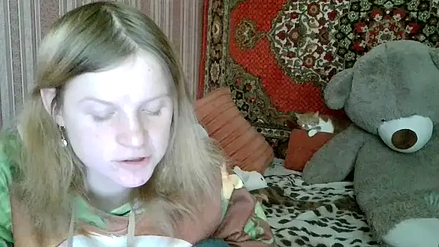 Kathlyn  Heath online show from 12/14/25, 12:11