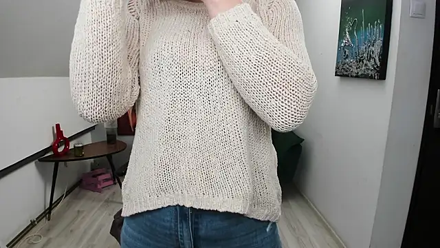 Cassandra Hotty online show from 03/07/26, 04:08