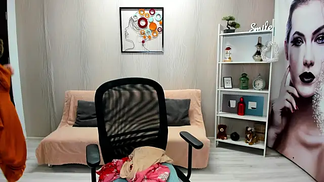 Cassandra Hotty online show from 03/06/25, 04:41