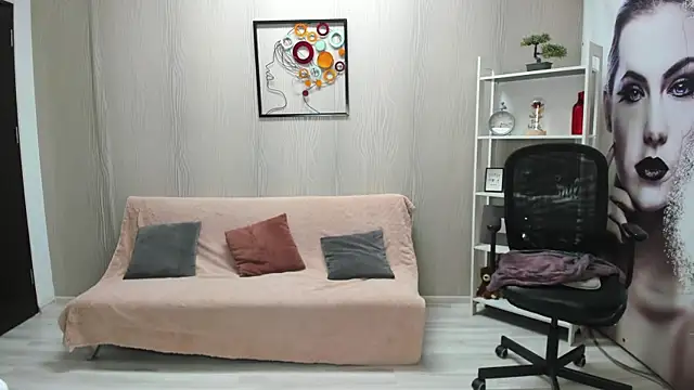 Cassandra Hotty online show from 04/06/26, 03:24