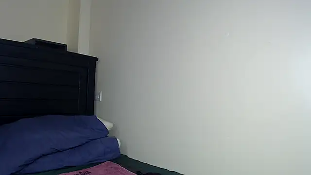 NIKKIE LOVE online show from 11/16/25, 07:24