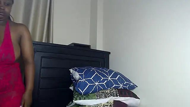 NIKKIE LOVE online show from 11/27/25, 12:33