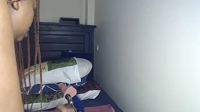 NIKKIE LOVE online show from 12/02/25, 10:17