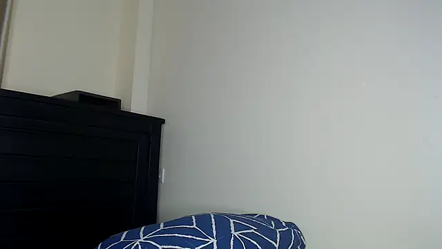 NIKKIE LOVE online show from 03/30/26, 07:32