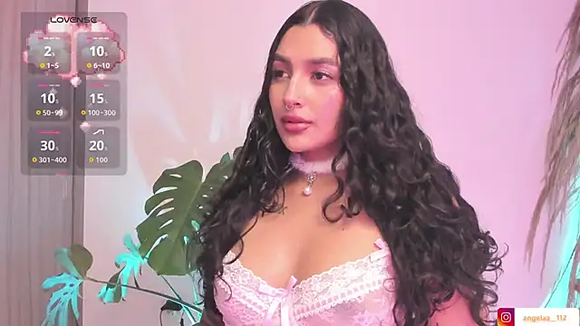 Snapshot of Anngel_1 chatting on 10/29/25, 05:23 Anngel 1 online show from 10/29/25, 05:23