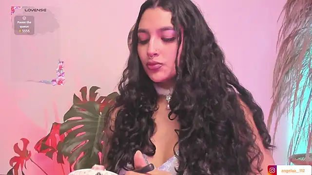 Snapshot of Anngel_1 chatting on 11/29/25, 04:51 Anngel 1 online show from 11/29/25, 04:51