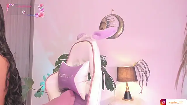 Snapshot of Anngel_1 chatting on 11/06/25, 03:49 Anngel 1 online show from 11/06/25, 03:49