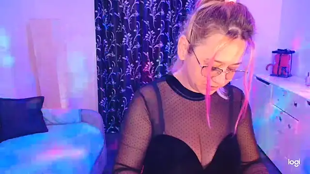 freyyamore1 online show from 05/14/26, 05:15