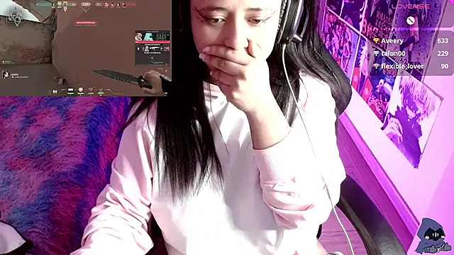 Emmachan19 online show from 01/17/25, 10:22