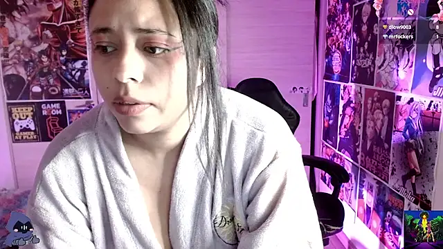 Emmachan19 online show from 01/27/25, 10:16