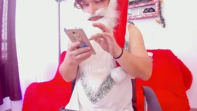 Snapshot of michacosio chatting on 12/19/25, 04:20 michacosio online show from 12/19/25, 04:20