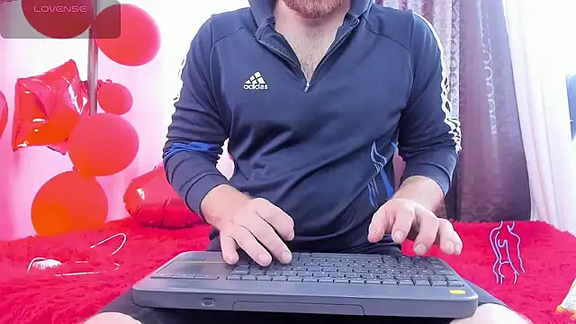 Snapshot of michacosio chatting on 02/13/26, 06:30 michacosio online show from 02/13/26, 06:30