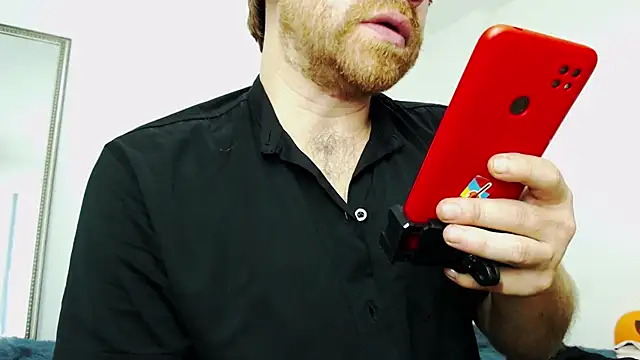 Snapshot of michacosio chatting on 11/16/25, 07:07 michacosio online show from 11/16/25, 07:07