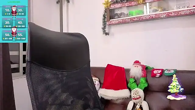 Snapshot of michacosio chatting on 11/27/25, 04:57 michacosio online show from 11/27/25, 04:57