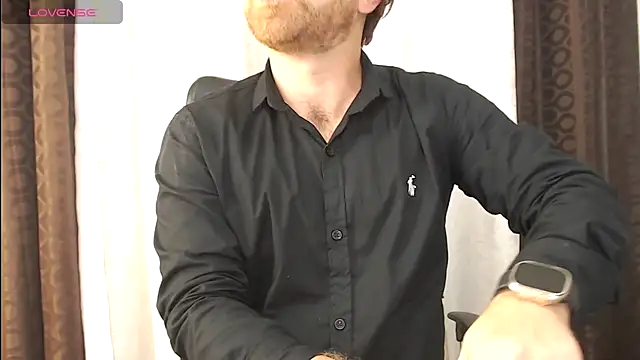 Snapshot of michacosio chatting on 10/25/25, 07:29 michacosio online show from 10/25/25, 07:29