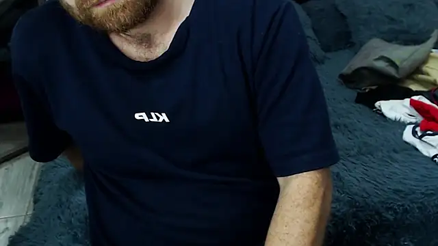 Snapshot of michacosio chatting on 11/14/25, 05:55 michacosio online show from 11/14/25, 05:55