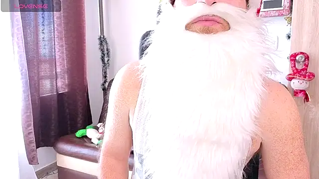 Snapshot of michacosio chatting on 12/01/25, 02:29 michacosio online show from 12/01/25, 02:29