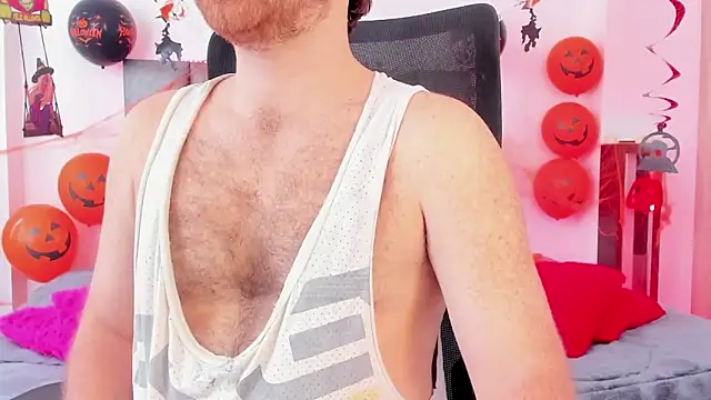 Snapshot of michacosio chatting on 10/28/25, 07:13 michacosio online show from 10/28/25, 07:13