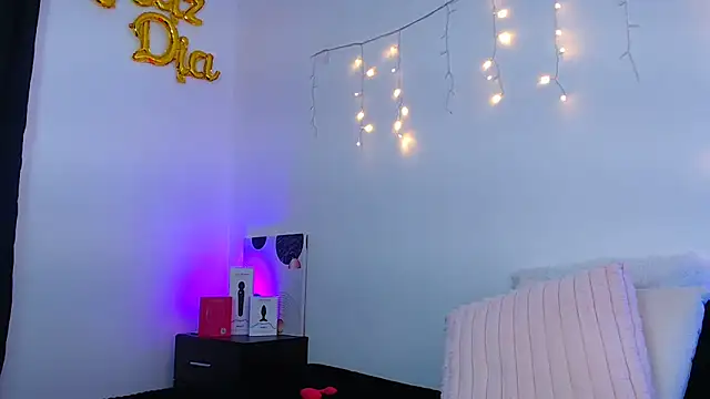 Isa Maiden1 online show from 03/28/26, 05:03