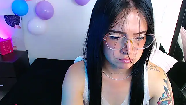 Isa Maiden1 online show from 04/04/26, 05:19