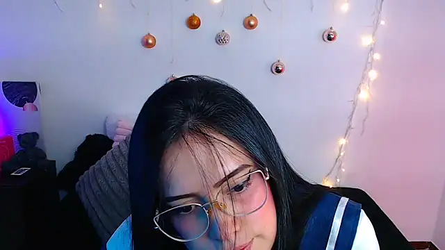 Snapshot of Isa_Maiden1 chatting on 01/06/26, 05:39 Isa Maiden1 online show from 01/06/26, 05:39