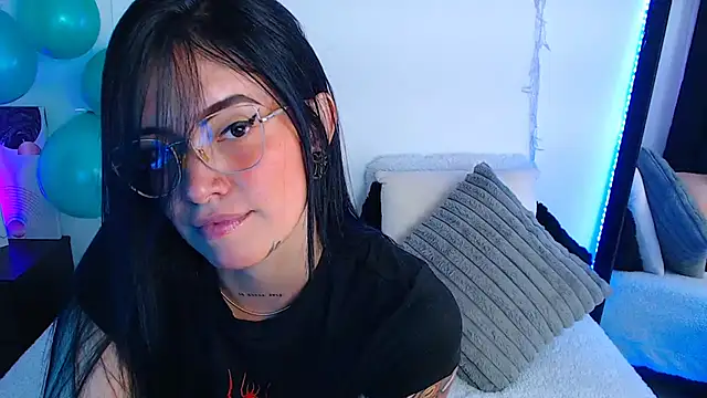 Isa Maiden1 online show from 03/19/26, 04:40