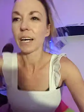 cammyquart online show from 11/20/25, 05:08