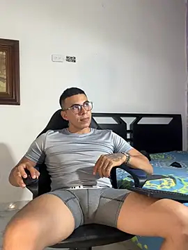 Sofiafuck20 online show from 07/03/26, 11:00
