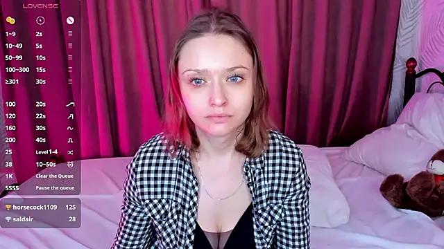 Snapshot of Linda_Bryant chatting on 02/28/25, 03:48 Linda Bryant online show from 02/28/25, 03:48