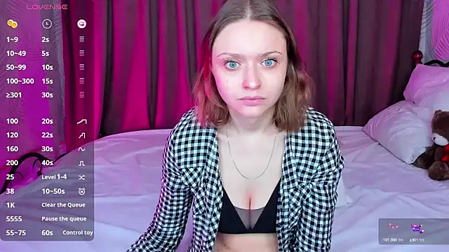 Snapshot of Linda_Bryant chatting on 01/19/25, 12:49 Linda Bryant online show from 01/19/25, 12:49