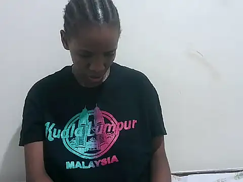 prettybeee online show from 12/15/25, 11:10