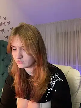  Chlo  e online show from 03/10/25, 02:39