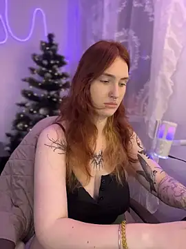  Chlo  e online show from 12/19/25, 03:03