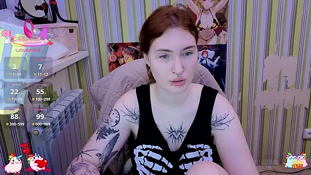  Chlo  e online show from 11/21/25, 05:34