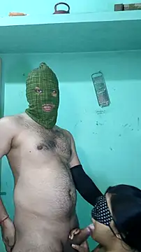 Snapshot of hotty_Sexy-couple chatting on 03/03/25, 03:27 hotty Sexy-couple online show from 03/03/25, 03:27