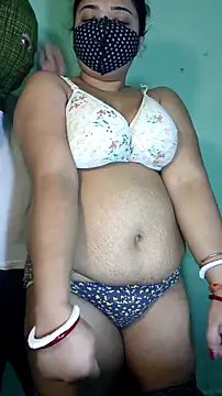 Snapshot of hotty_Sexy-couple chatting on 03/13/25, 02:49 hotty Sexy-couple online show from 03/13/25, 02:49