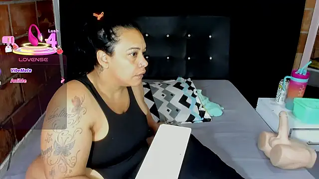 Sofie-Storm online show from 12/19/25, 11:23